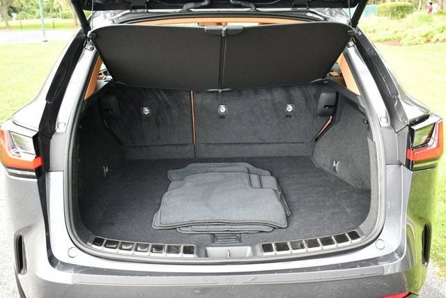 2025 Lexus NX 250 NX 250 FWD 4 Door SUV W/Blind Spot and Smartphone Integration