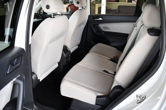 2018 Volkswagen Tiguan 2.0T S FWD 4 Door SUV W/Rear View Camera