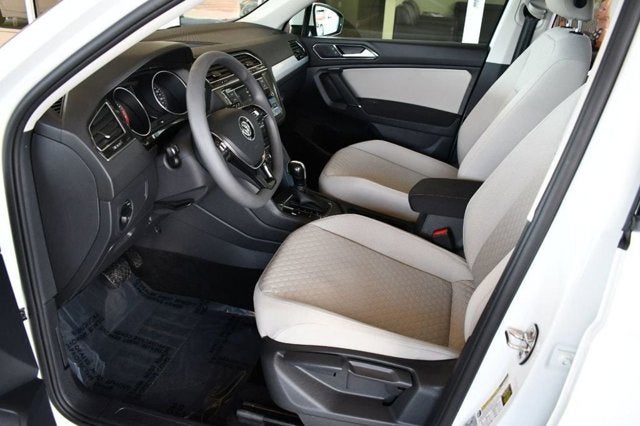 2018 Volkswagen Tiguan 2.0T S FWD 4 Door SUV W/Rear View Camera