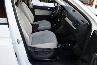2018 Volkswagen Tiguan 2.0T S FWD 4 Door SUV W/Rear View Camera