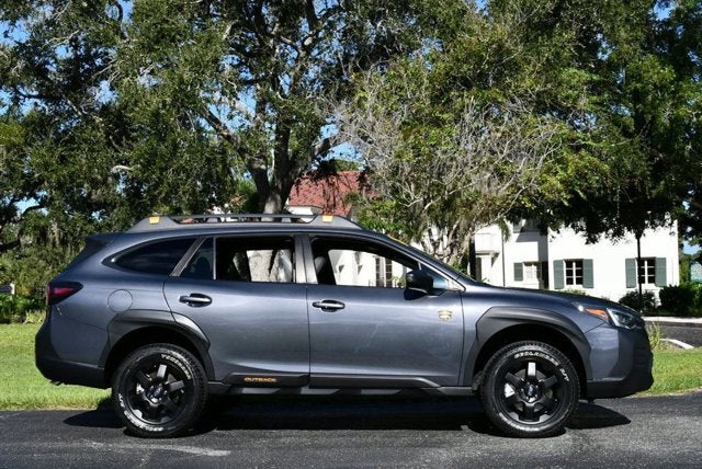 2023 Subaru Outback Wilderness CVT AWD Wagon W/Eyesight Pre-Collision Braking and Navigation