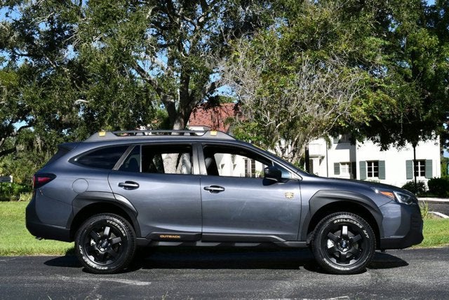 2023 Subaru Outback Wilderness CVT AWD Wagon W/Eyesight Pre-Collision Braking and Navigation