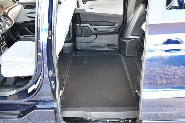2019 Honda Odyssey EX Braun XI-R Mobility Conversion Van