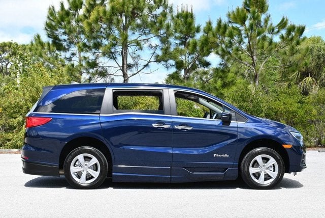 2019 Honda Odyssey EX Braun XI-R Mobility Conversion Van