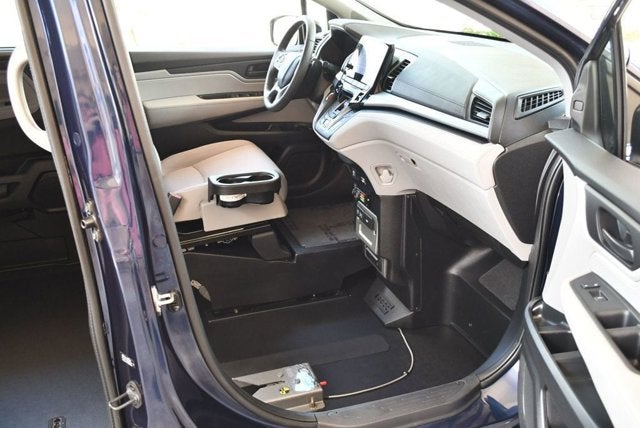 2019 Honda Odyssey EX Braun XI-R Mobility Conversion Van