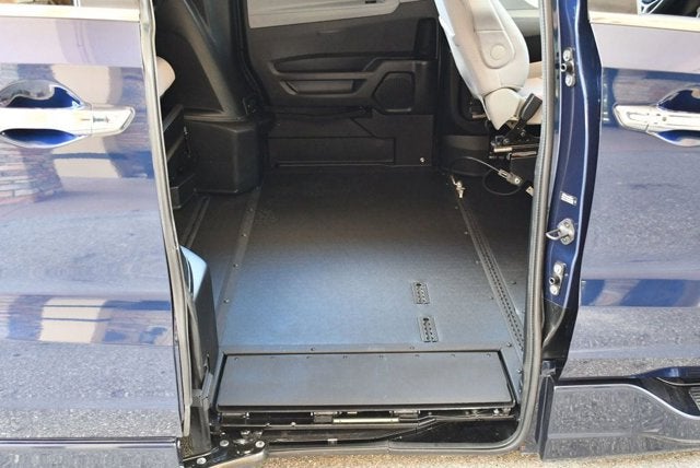 2019 Honda Odyssey EX Braun XI-R Mobility Conversion Van