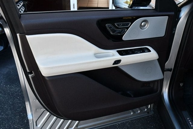 2023 Lincoln Aviator Black Label AWD SUV W/Equipment Group 800A