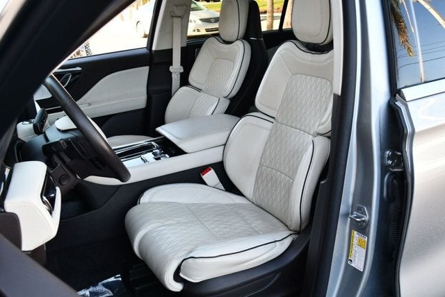 2023 Lincoln Aviator Black Label AWD SUV W/Equipment Group 800A