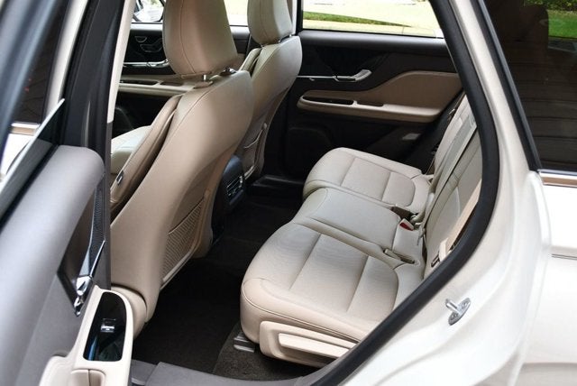 2023 Lincoln Corsair Standard FWD W/Equipment Group 101A & Navigation