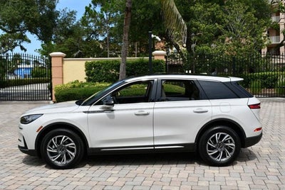 2023 Lincoln Corsair Standard FWD W/Equipment Group 101A & Navigation