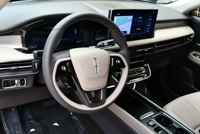 2023 Lincoln Corsair Standard FWD W/Equipment Group 101A & Navigation
