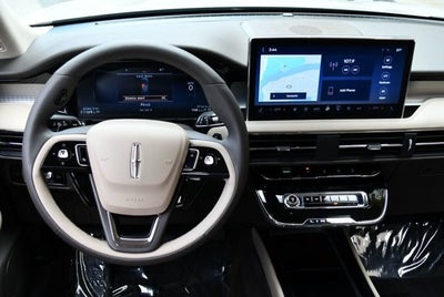 2023 Lincoln Corsair Standard FWD W/Equipment Group 101A & Navigation