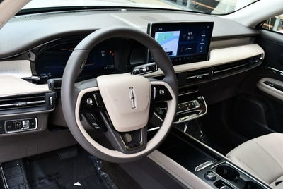 2023 Lincoln Corsair Standard FWD W/Equipment Group 101A & Navigation