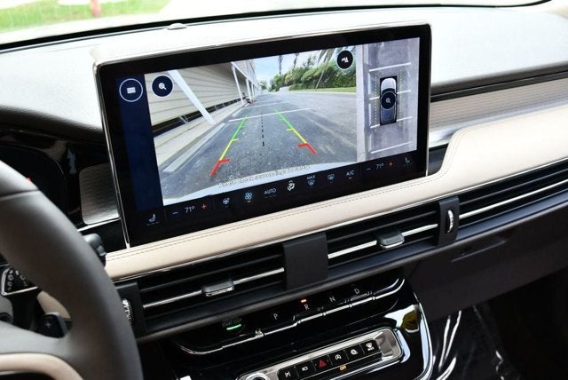 2023 Lincoln Corsair Standard FWD W/Equipment Group 101A & Navigation