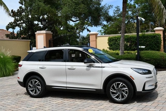 2023 Lincoln Corsair Standard FWD W/Equipment Group 101A & Navigation