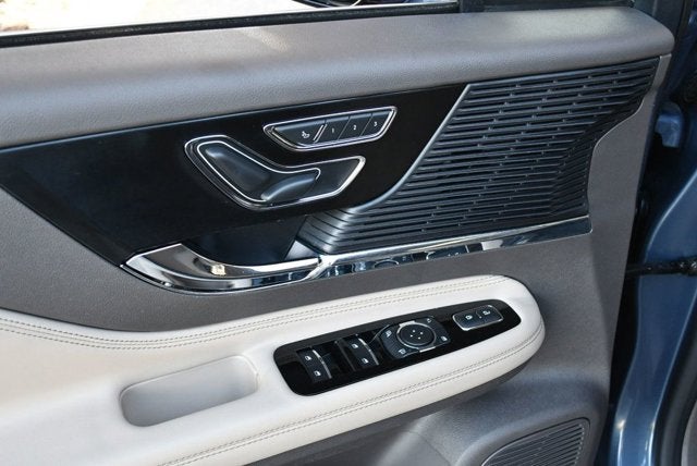 2022 Lincoln Corsair Standard AWD SUV W/Equipment Group 101A & Navigation