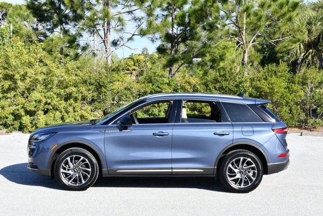 2022 Lincoln Corsair Standard AWD SUV W/Equipment Group 101A & Navigation