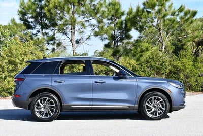 2022 Lincoln Corsair Standard AWD SUV W/Equipment Group 101A & Navigation