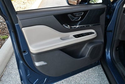 2022 Lincoln Corsair Standard AWD SUV W/Equipment Group 101A & Navigation