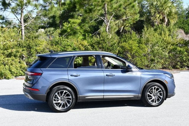 2022 Lincoln Corsair Standard AWD SUV W/Equipment Group 101A & Navigation