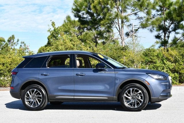 2022 Lincoln Corsair Standard AWD SUV W/Equipment Group 101A & Navigation