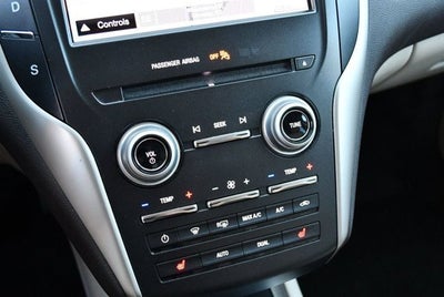 2017 Lincoln MKC Select FWD SUV W/Select Plus Package