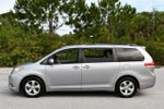 2014 Toyota Sienna 5 Door 8-Passenger Van V6 LE FWD