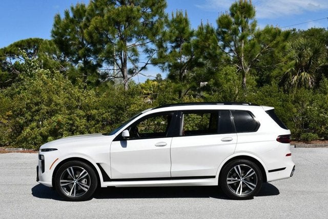 2024 BMW X7 xDrive40i Sports Activity Vehicle W/M Sport & Premium Packages