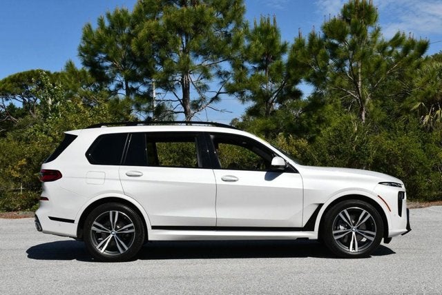 2024 BMW X7 xDrive40i Sports Activity Vehicle W/M Sport & Premium Packages