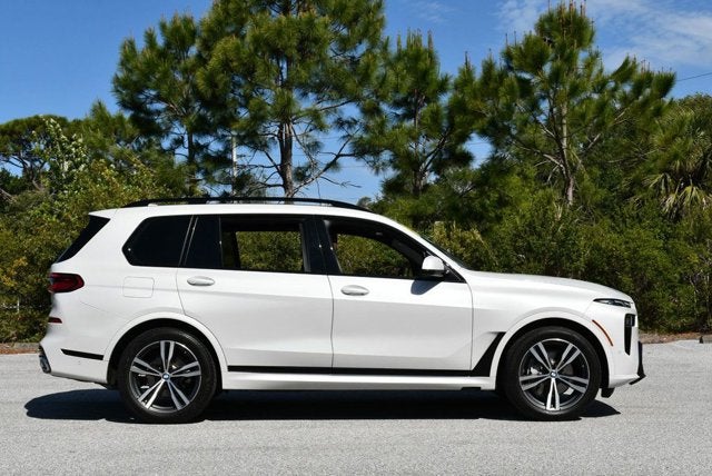 2024 BMW X7 xDrive40i Sports Activity Vehicle W/M Sport & Premium Packages