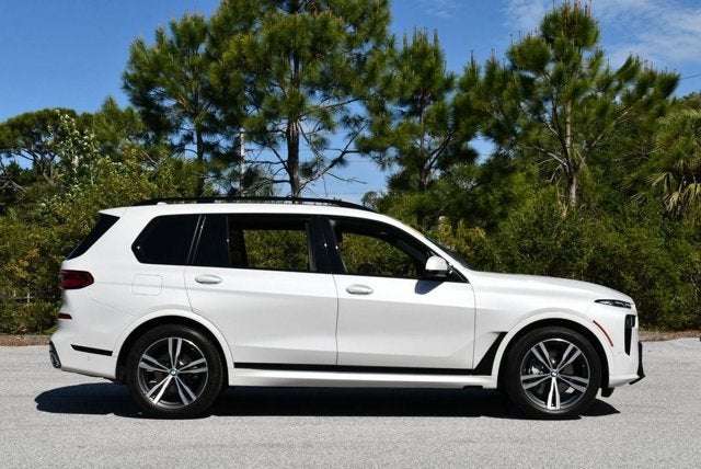 2024 BMW X7 xDrive40i Sports Activity Vehicle W/M Sport & Premium Packages