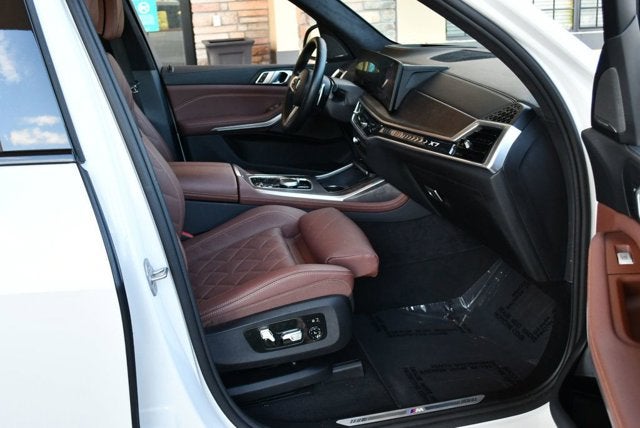 2024 BMW X7 xDrive40i Sports Activity Vehicle W/M Sport & Premium Packages