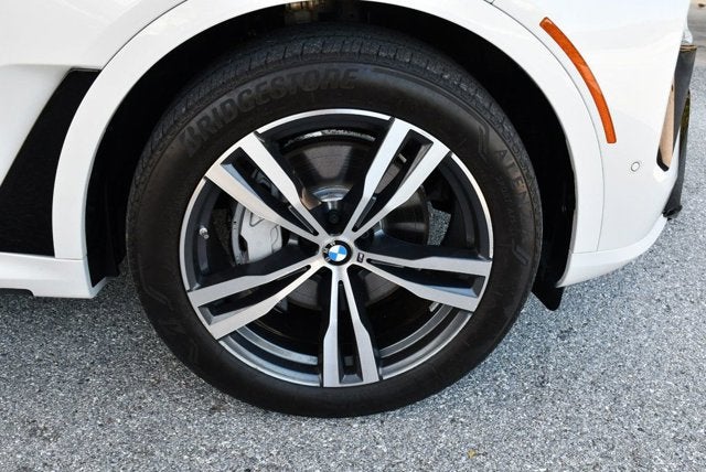 2024 BMW X7 xDrive40i Sports Activity Vehicle W/M Sport & Premium Packages