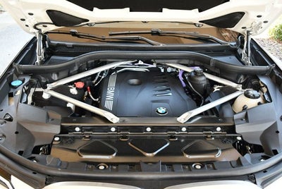 2024 BMW X7 xDrive40i Sports Activity Vehicle W/M Sport & Premium Packages