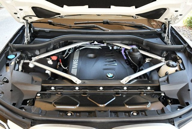2024 BMW X7 xDrive40i Sports Activity Vehicle W/M Sport & Premium Packages