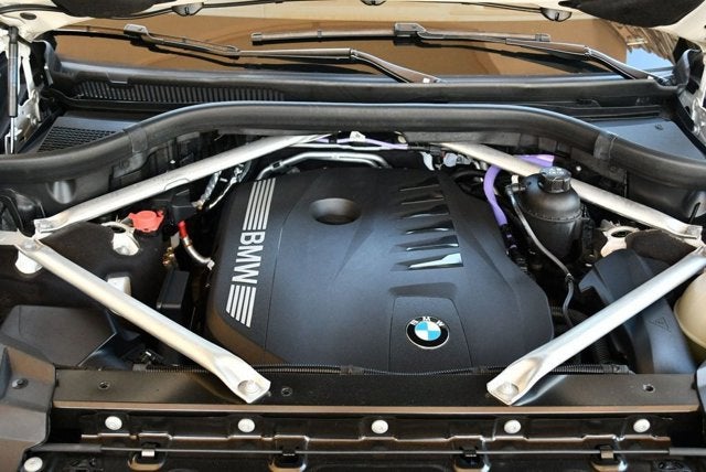 2024 BMW X7 xDrive40i Sports Activity Vehicle W/M Sport & Premium Packages