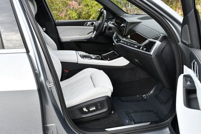 2025 BMW X5 xDrive40i Sports Activity Vehicle W/Premium Package