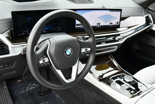 2025 BMW X5 xDrive40i Sports Activity Vehicle W/Premium Package