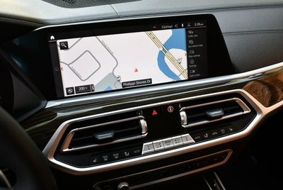 2021 BMW X7 xDrive40i Sports Activity Vehicle W/Premium Package 2