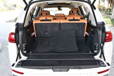 2021 BMW X7 xDrive40i Sports Activity Vehicle W/Premium Package 2