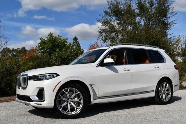 2021 BMW X7 xDrive40i Sports Activity Vehicle W/Premium Package 2