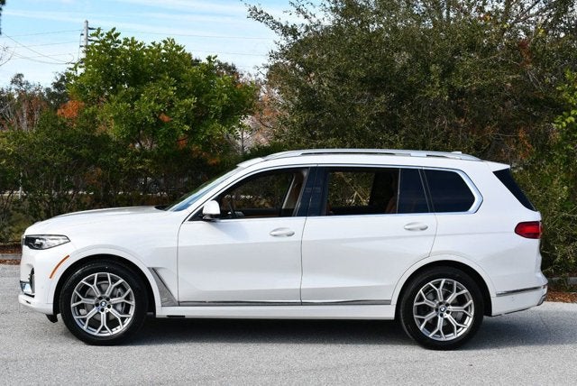 2021 BMW X7 xDrive40i Sports Activity Vehicle W/Premium Package 2