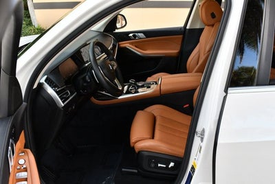 2021 BMW X7 xDrive40i Sports Activity Vehicle W/Premium Package 2