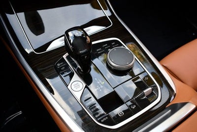 2021 BMW X7 xDrive40i Sports Activity Vehicle W/Premium Package 2