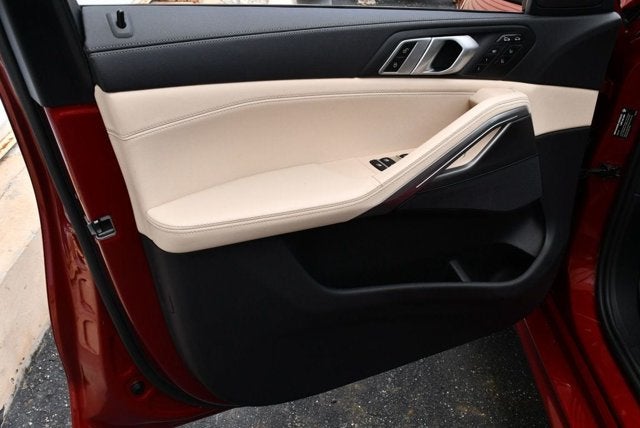 2022 BMW X6 xDrive40i Sports Activity W/M Sport and Executive Packages