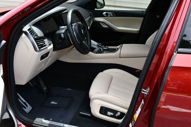 2022 BMW X6 xDrive40i Sports Activity W/M Sport and Executive Packages