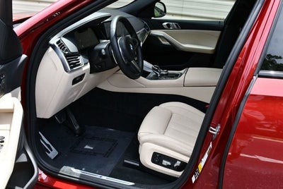 2022 BMW X6 xDrive40i Sports Activity W/M Sport and Executive Packages