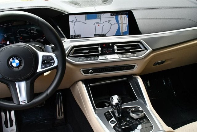 2022 BMW X6 xDrive40i Sports Activity W/M Sport and Executive Packages