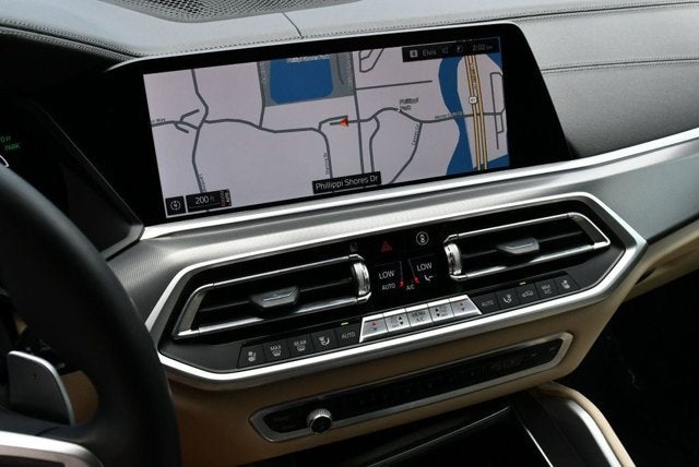 2022 BMW X6 xDrive40i Sports Activity W/M Sport and Executive Packages