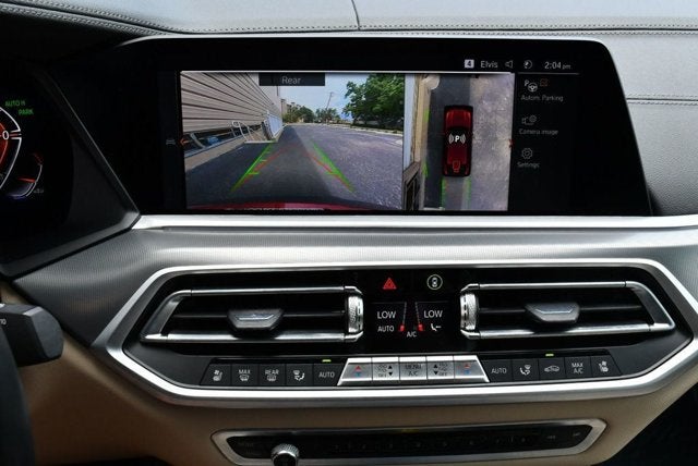 2022 BMW X6 xDrive40i Sports Activity W/M Sport and Executive Packages